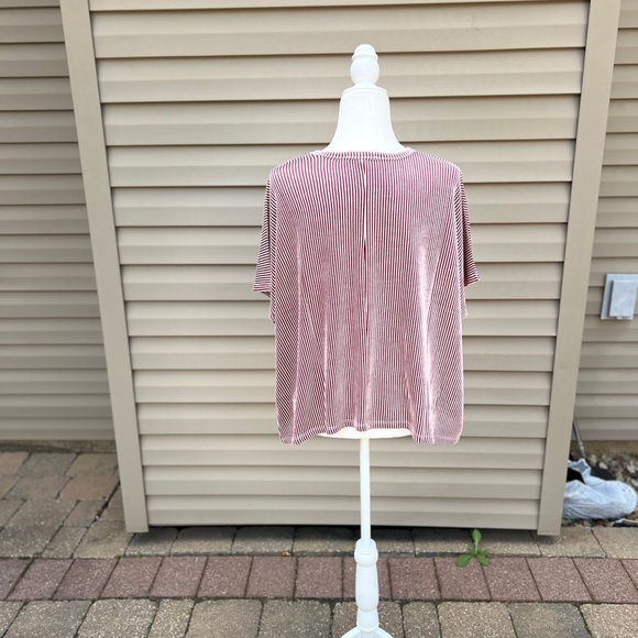 Striped Raised Ribbed Oversized Top - Picture 4 of 6